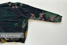 Load image into Gallery viewer, 90s Distressed Crew
